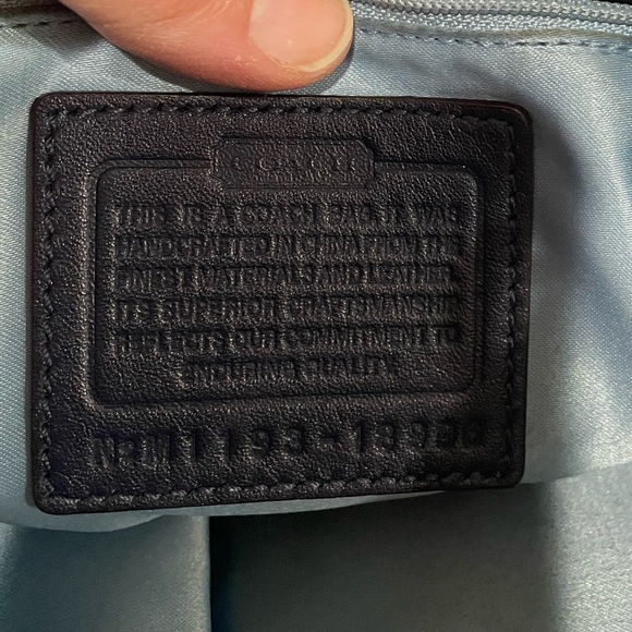 Coach M1193-18996 Navy Leather Shoulder Bag with front utility pockets - Picture 4 of 8